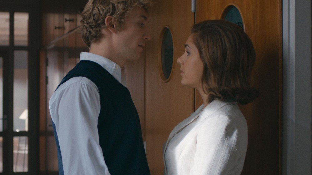 A still from Episode 9