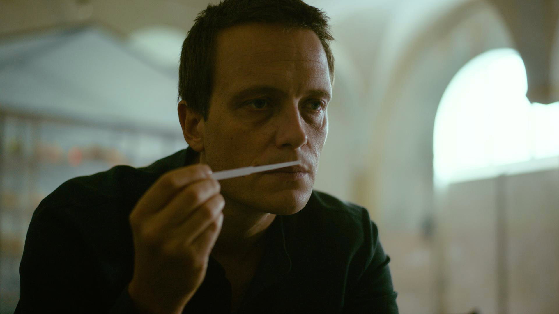 A still from Skatole