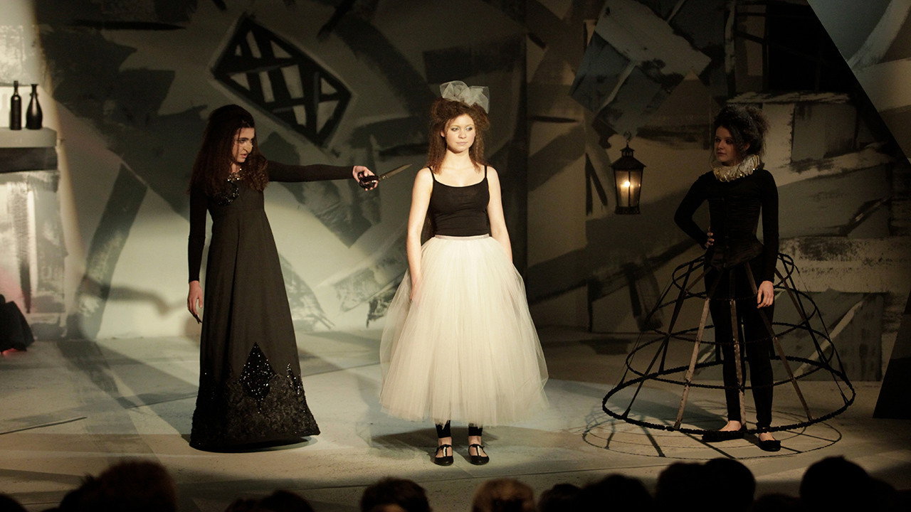 A still from Episode 6