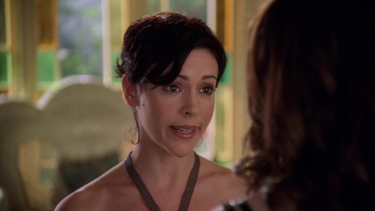 A still from Someone to Witch Over Me