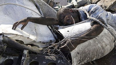 A still from Dead Weight (Air Midwest Flight 5481)