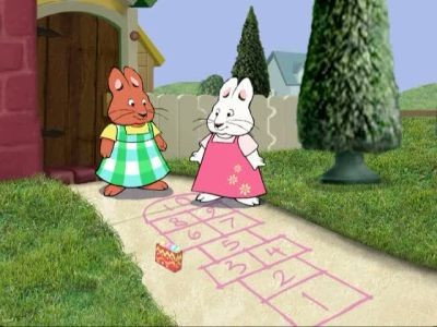 A still from Max and The Martians