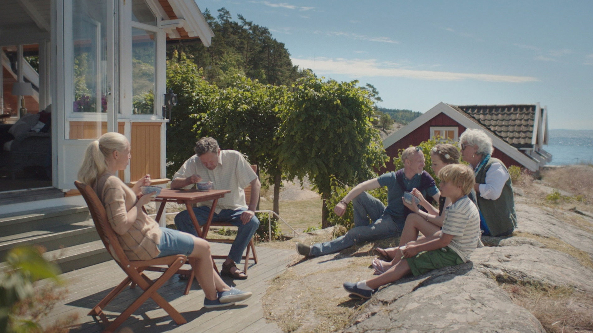 A still from Greek & Reversing with a Trailer