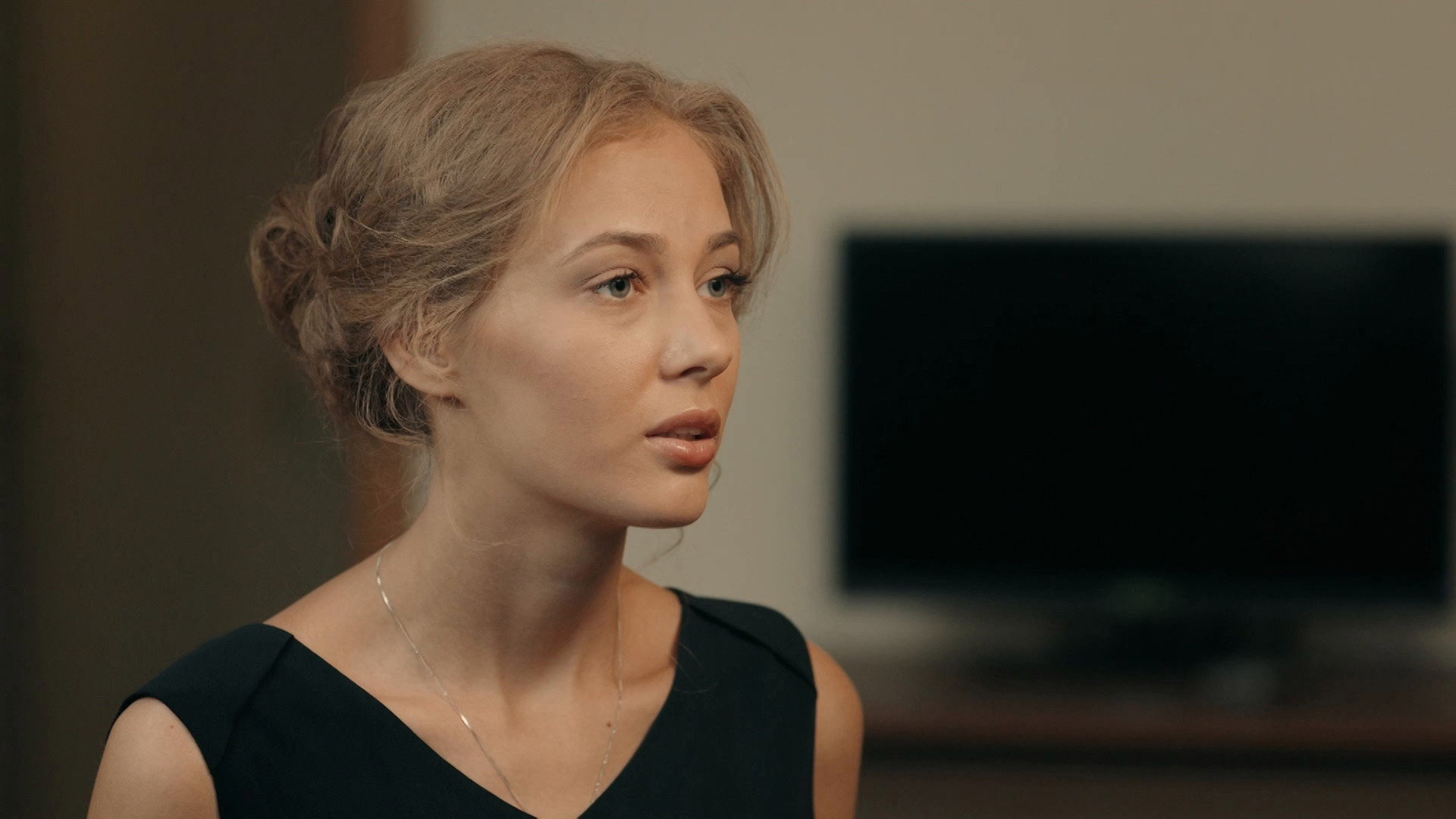 A still from Таинственный Вор