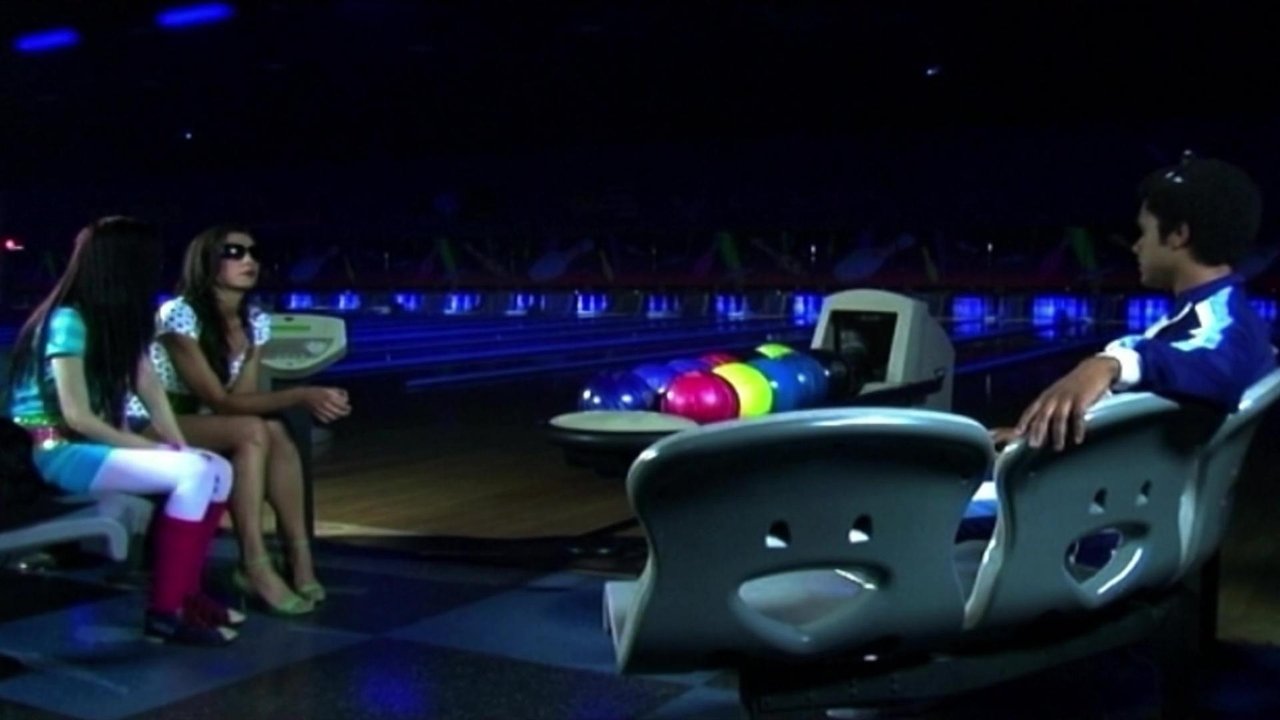 Backdrop image for movie Gutterballs