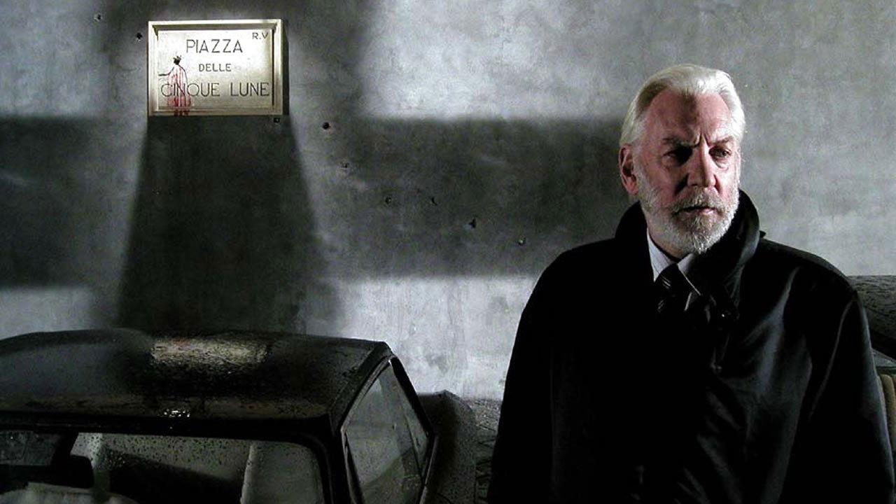 Backdrop image for movie Five Moons Plaza