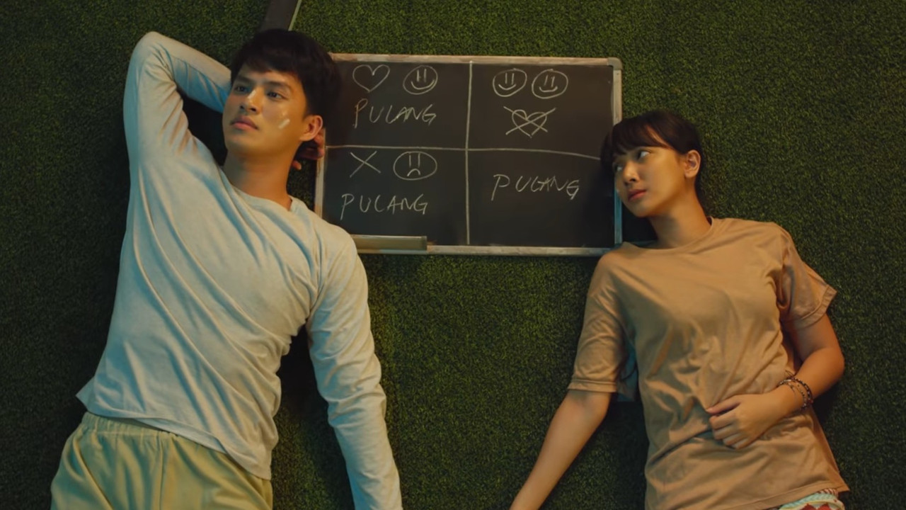 Backdrop image for movie Eggnoid