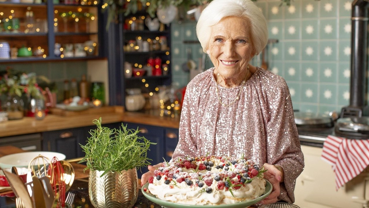 Backdrop image for movie Mary Berry's Highland Christmas