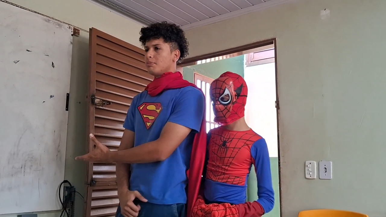 Backdrop image for movie Troca de Heróis