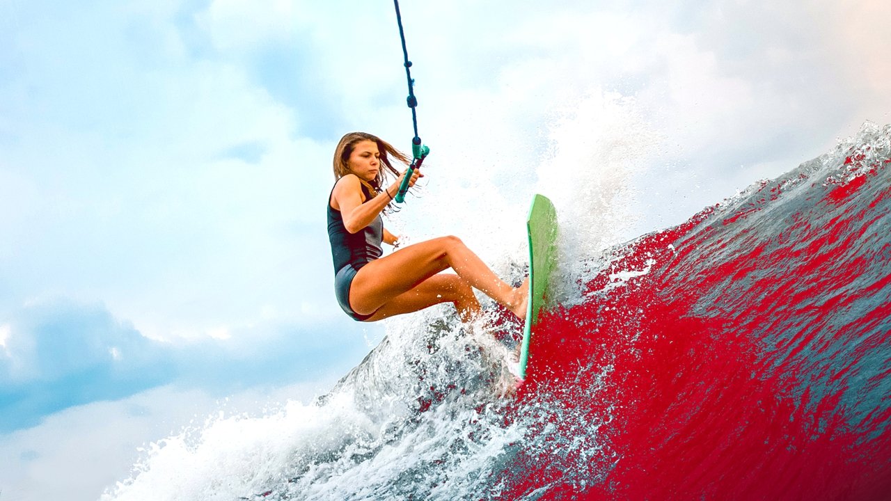 Backdrop image for movie Rogue Shark