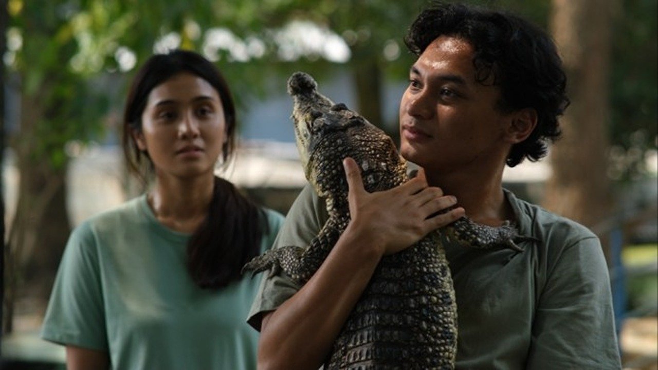 Backdrop image for movie Crocodile Tears