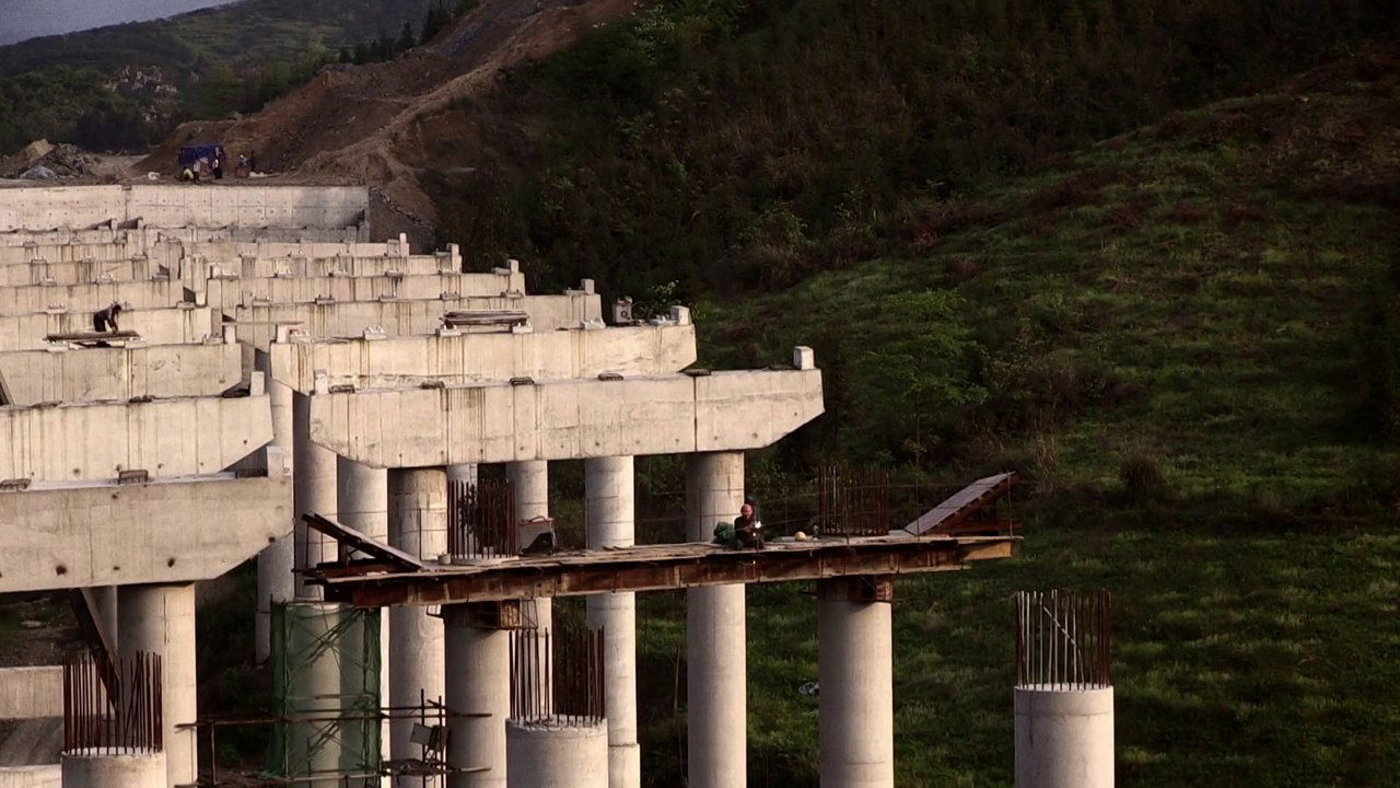 Backdrop image for movie The Road