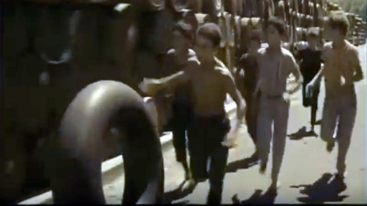 Backdrop image for movie Les Moineaux d'Algérie