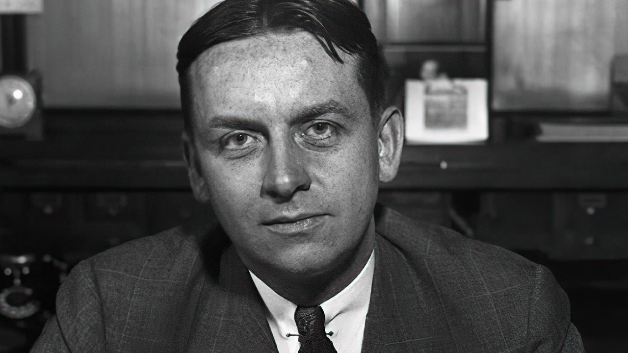 Backdrop image for movie Eliot Ness vs. Al Capone