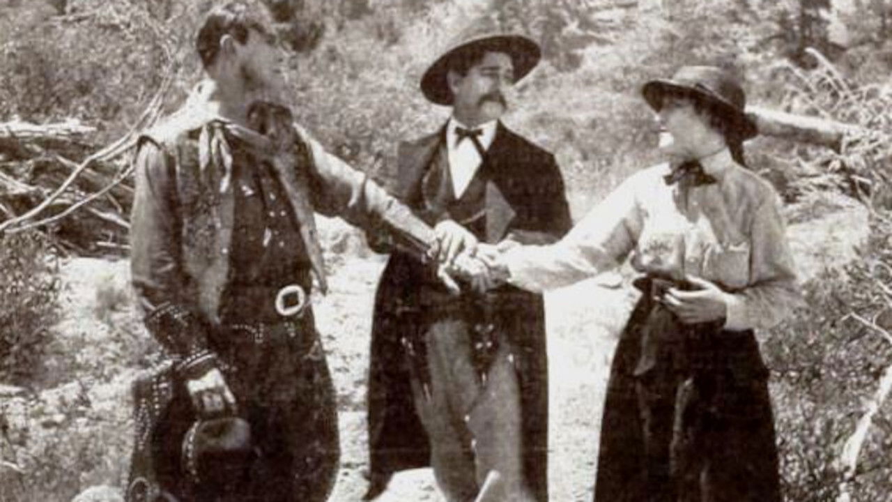 Backdrop image for movie The Desire of the Moth