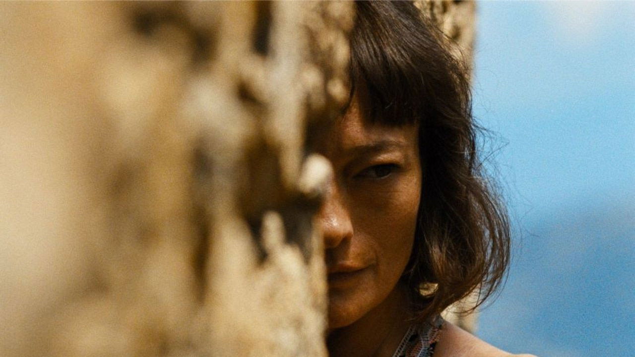 Backdrop image for movie Let the Corpses Tan