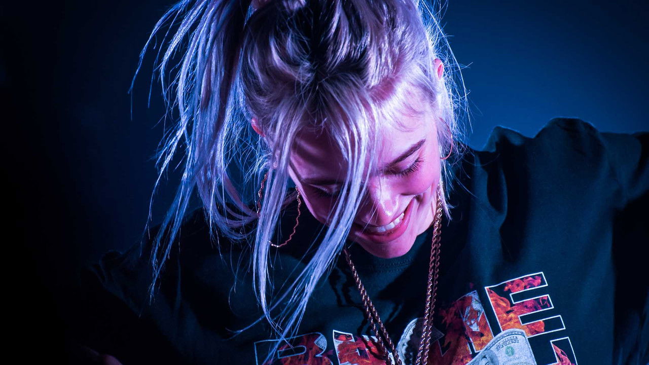 Backdrop image for movie Billie Eilish, sa french story