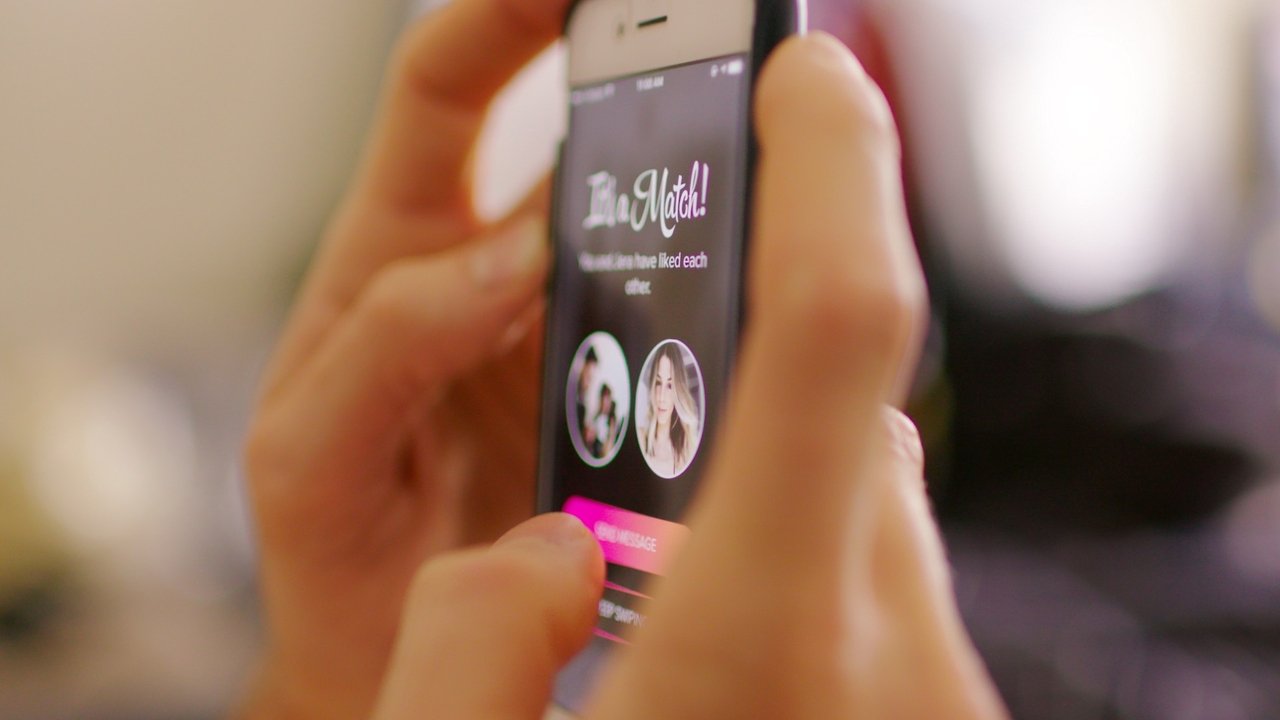 Backdrop image for movie Swiped: Hooking Up in the Digital Age