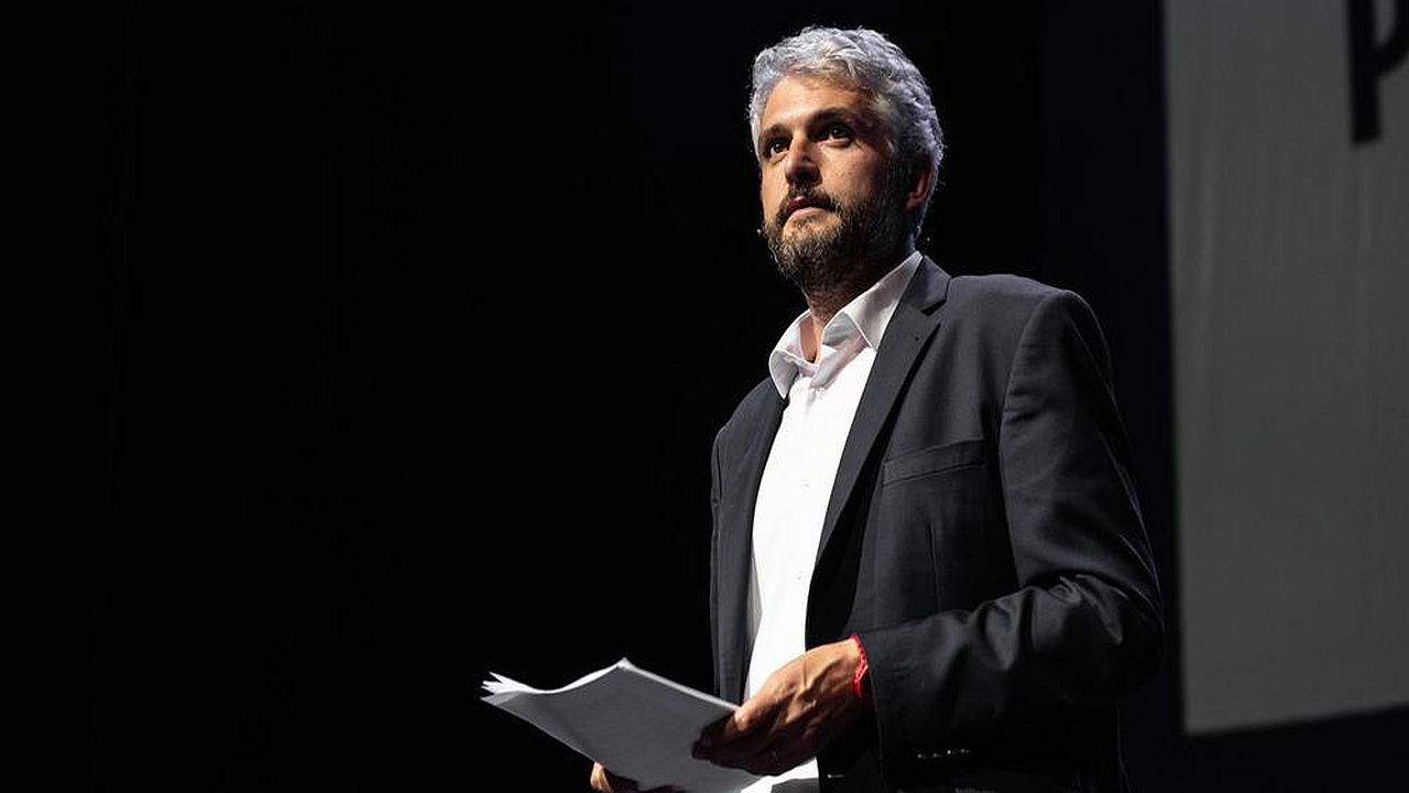 Backdrop image for movie Pfff... A lecture by Pierre-Emmanuel Barré & Guests