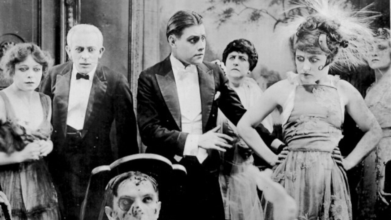 Backdrop image for movie The Cabaret Girl