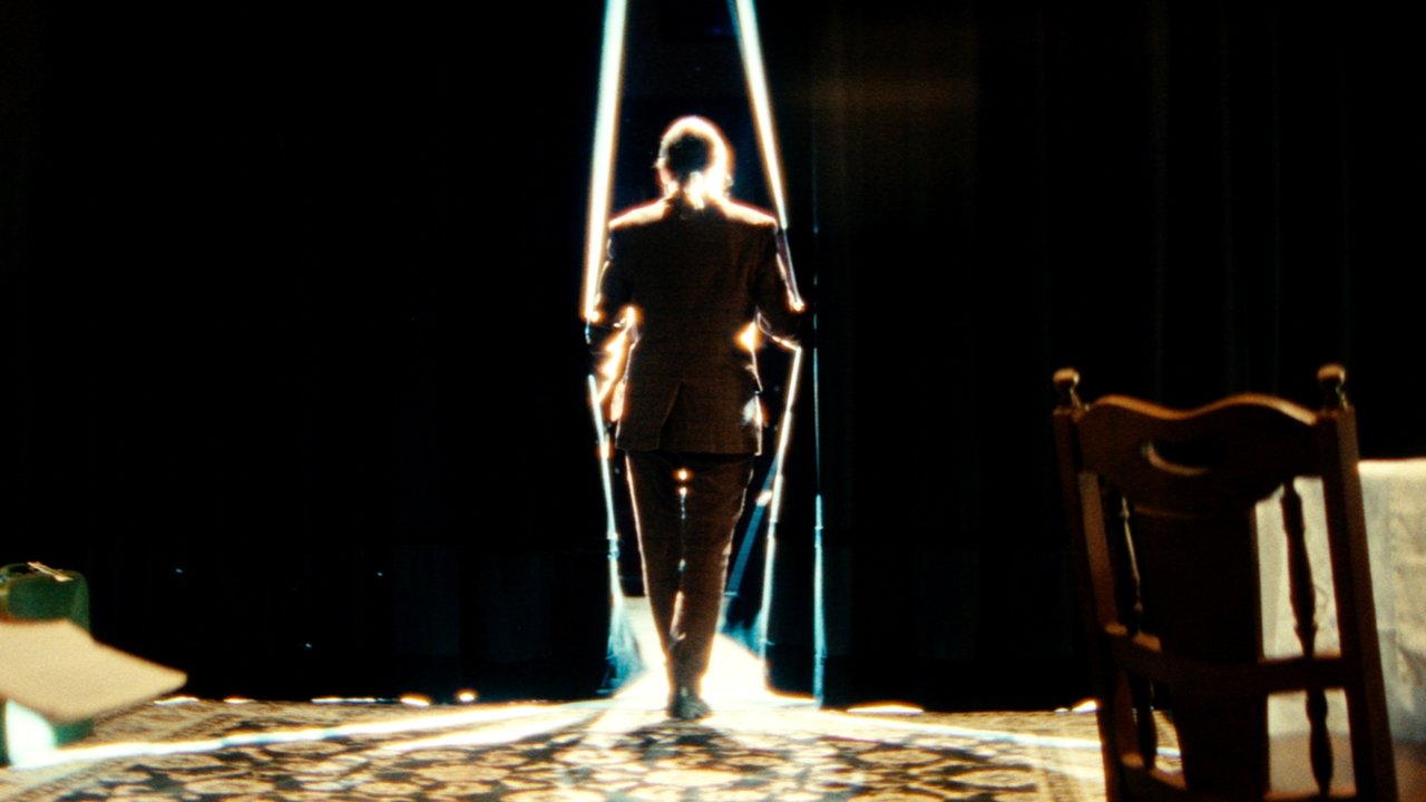 Backdrop image for movie DIORAMA