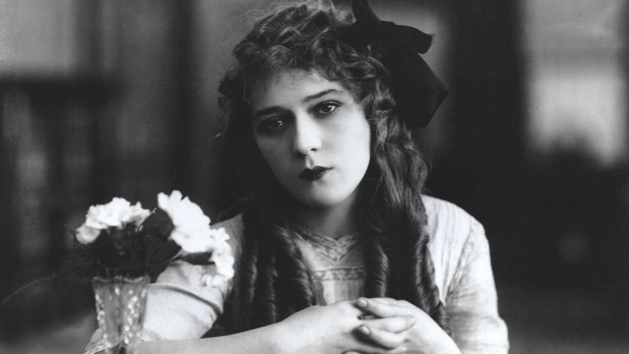 Backdrop image for movie The Poor Little Rich Girl