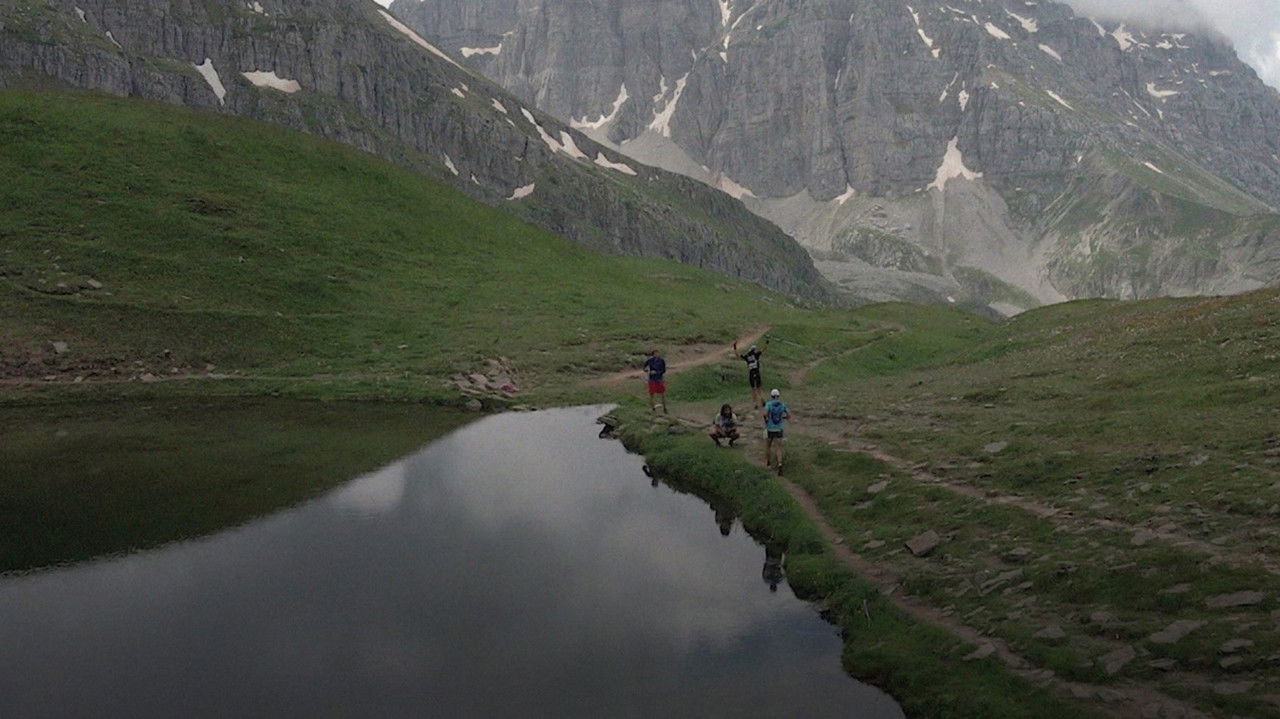 Backdrop image for movie Chasing Dragons