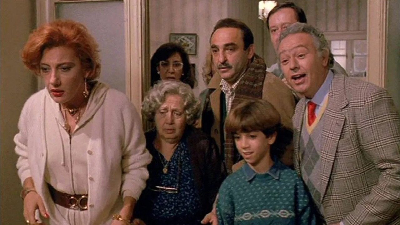 Backdrop image for movie Dearest Relatives, Poisonous Relations