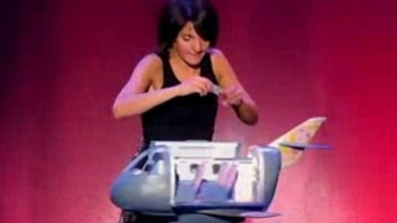 Backdrop image for movie Florence Foresti fait des sketches à la Cigale