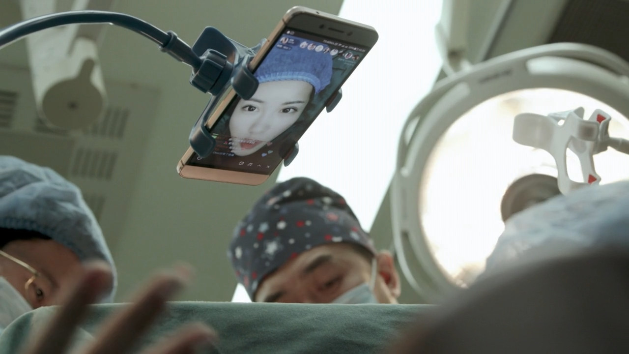 Backdrop image for movie Mirror, Mirror on the Wall