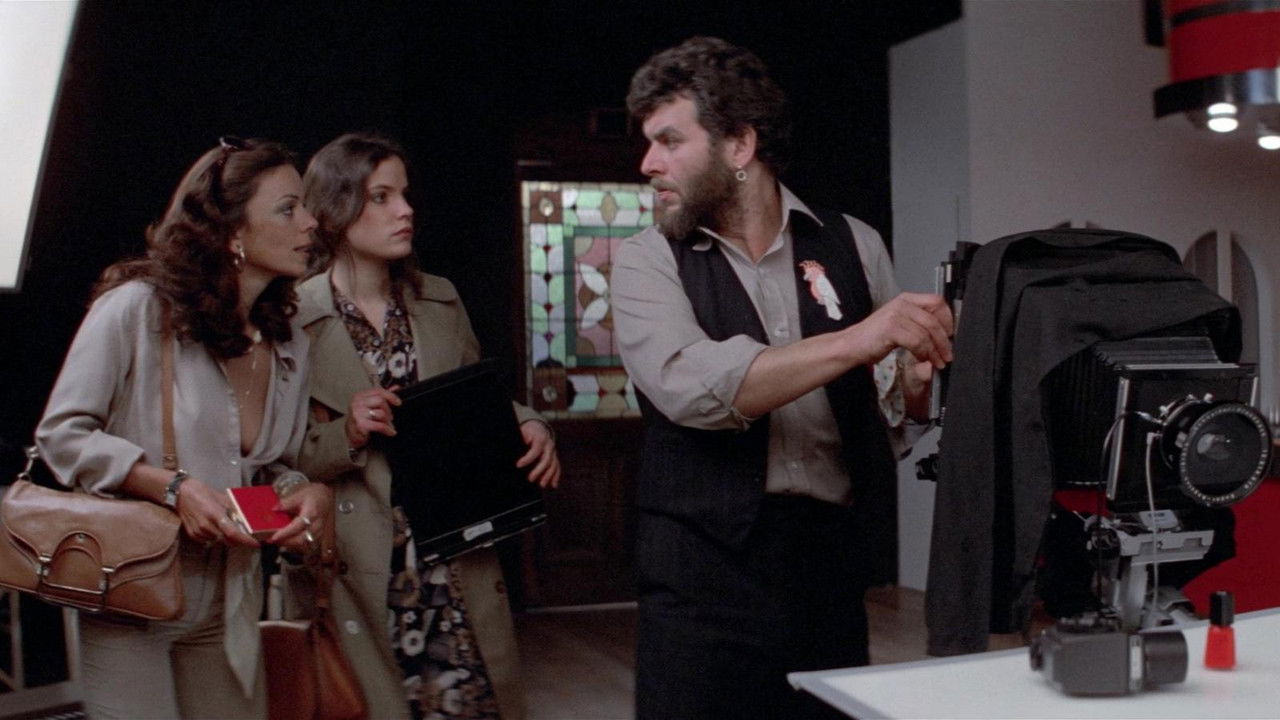 Backdrop image for movie Snapshot