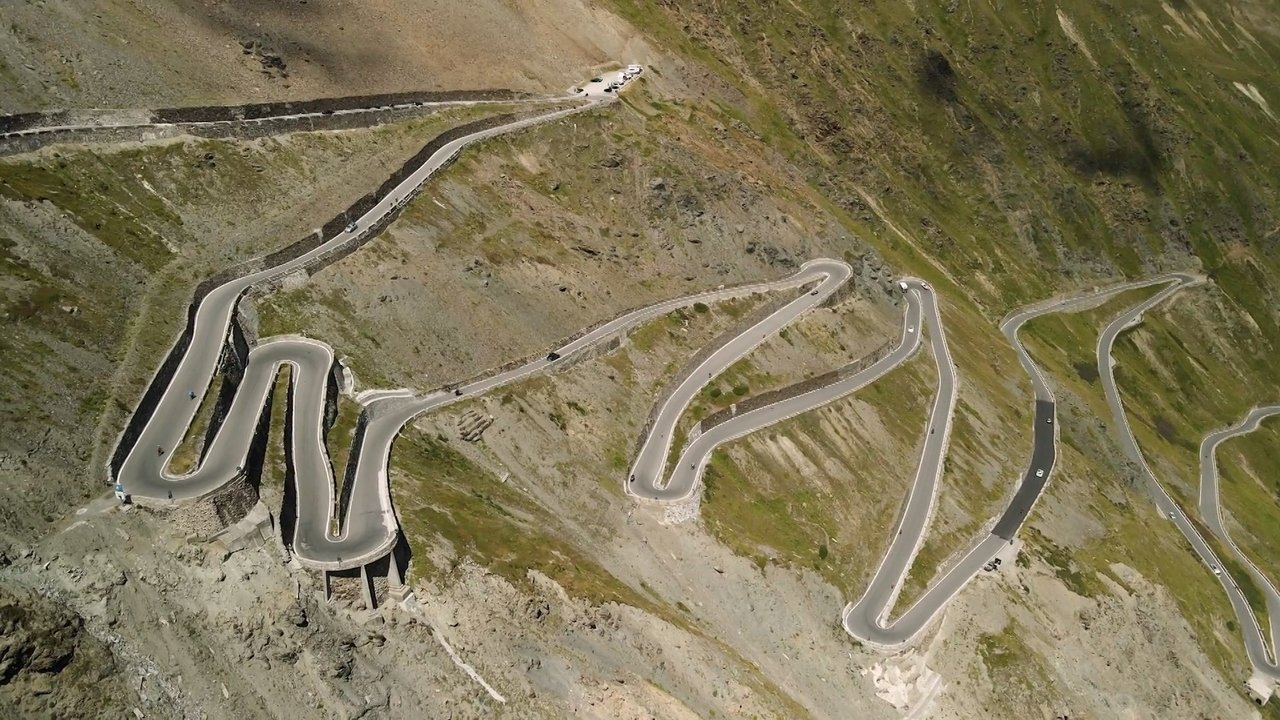 Backdrop image for movie Stelvio
