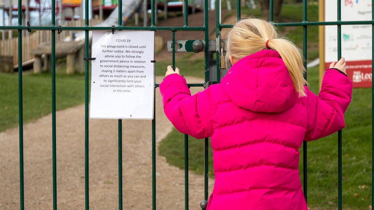 Backdrop image for movie A Day in the Life of Coronavirus Britain