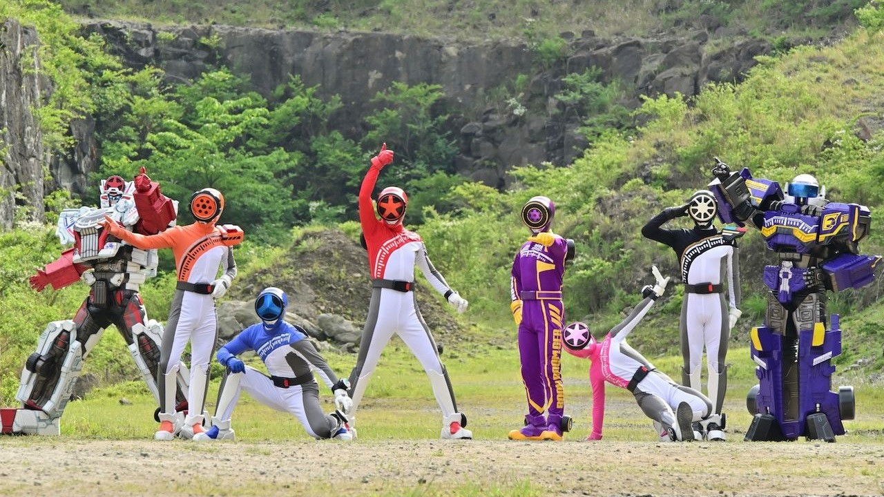 Backdrop image for movie Bakuage Sentai Boonboomger GekijoBOON! Promise The Circuit