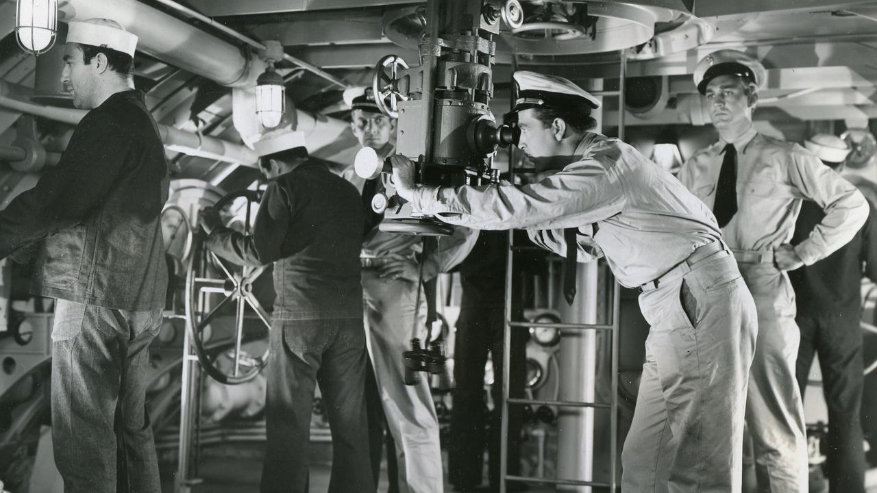 Backdrop image for movie Submarine Raider