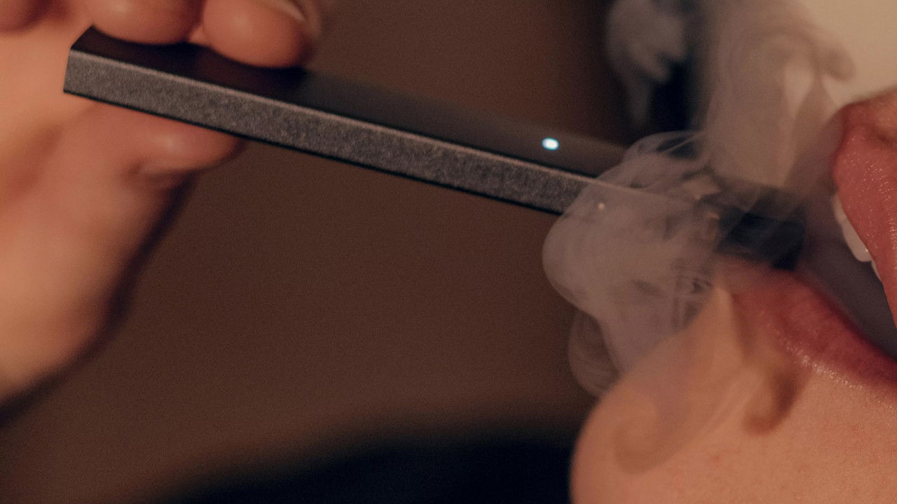 Backdrop image for movie Move Fast & Vape Things