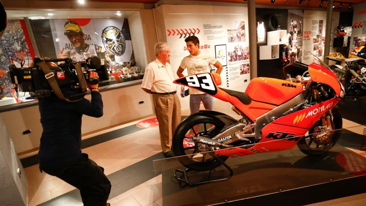 Backdrop image for movie #Rookie93 Marc Marquez: Beyond the Smile