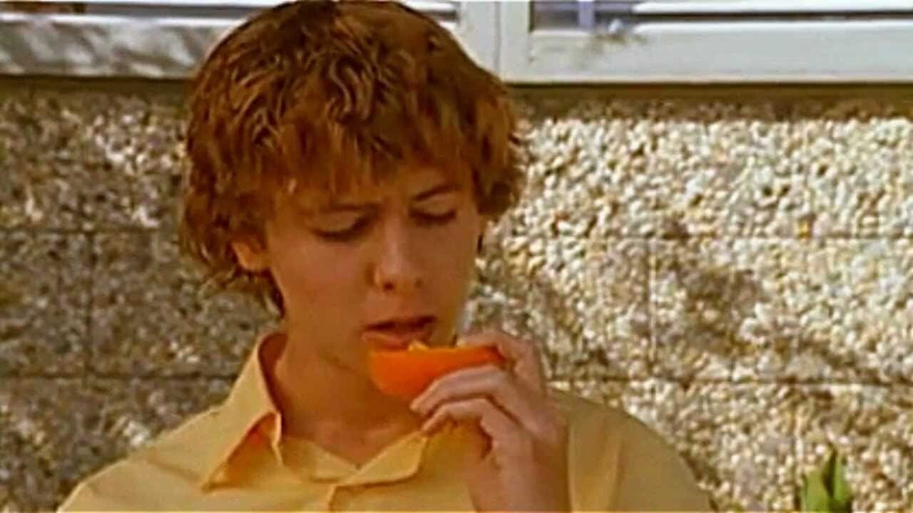 Backdrop image for movie Oranges