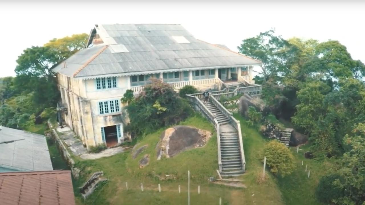 Backdrop image for movie Irul: Ghost Hotel