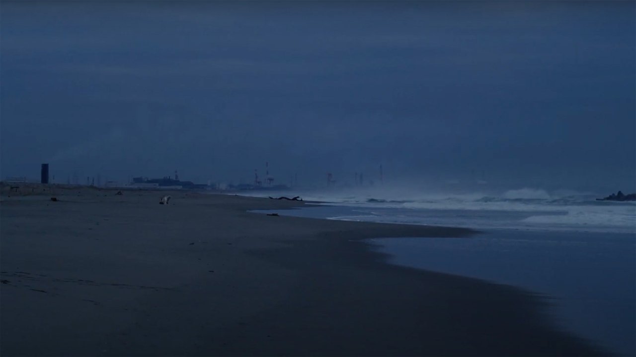 Backdrop image for movie The Last Passenger
