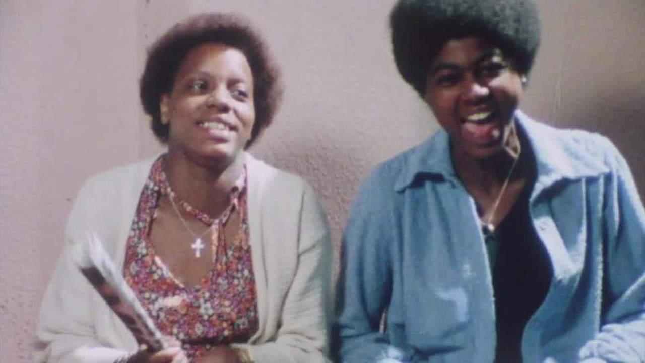 Backdrop image for movie Divide and Rule - Never!