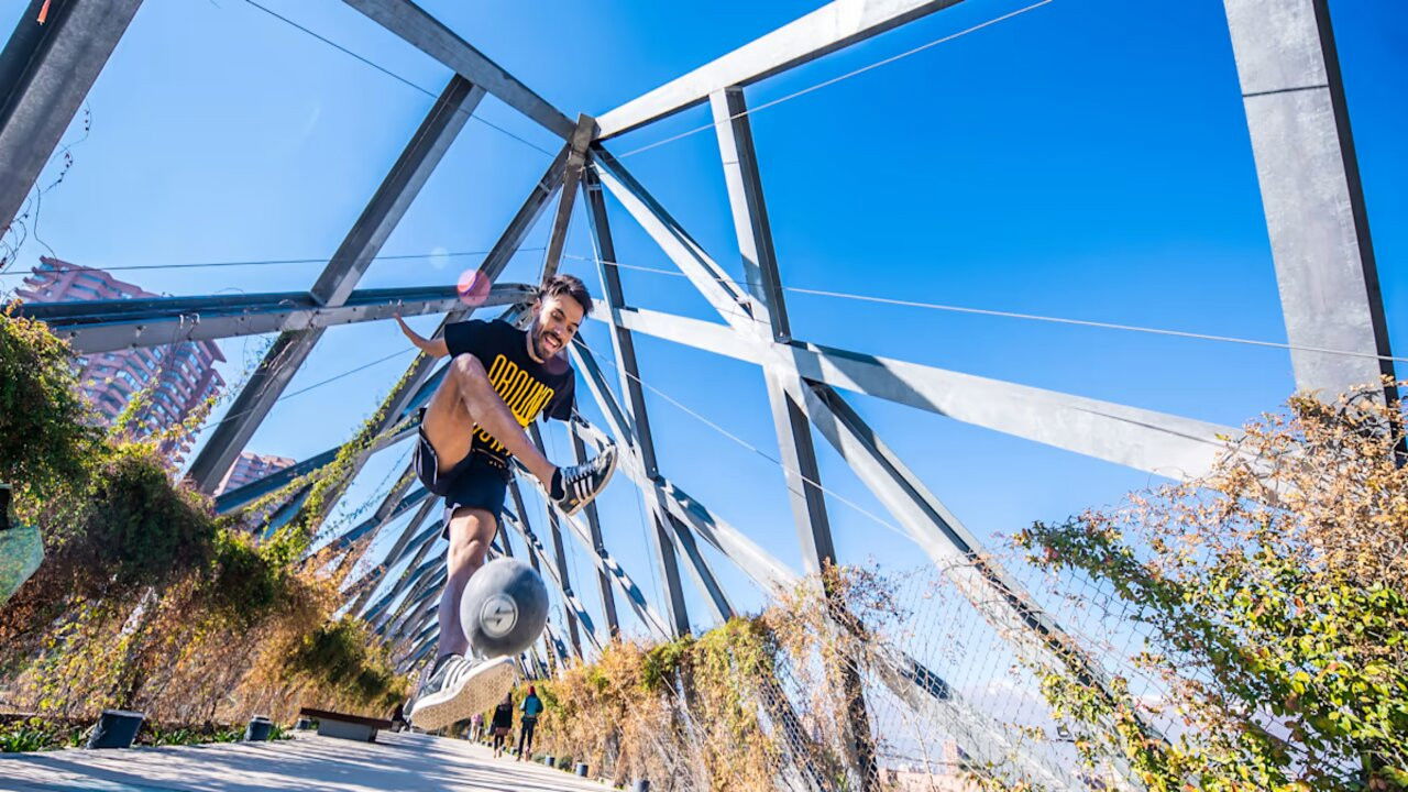 Backdrop image for movie Around the World