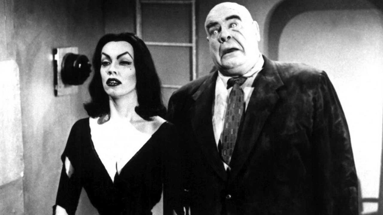 Backdrop image for movie Plan 9 from Outer Space