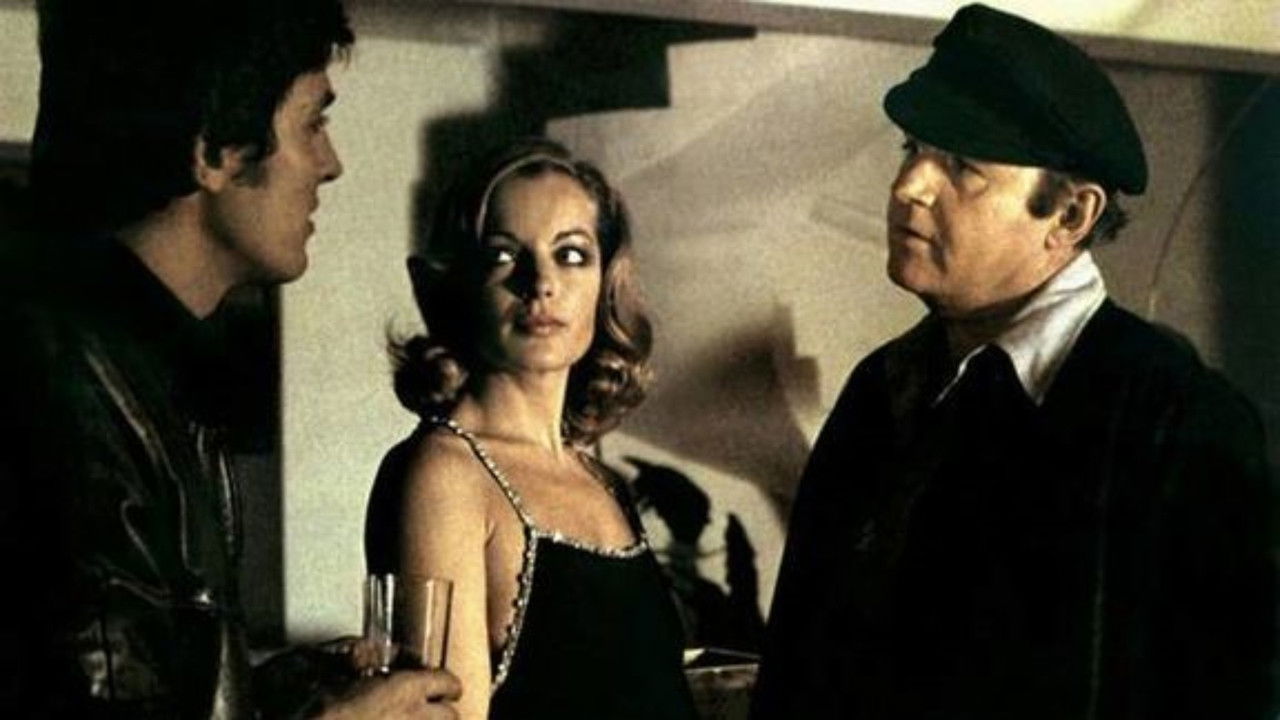 Backdrop image for movie Innocents with Dirty Hands