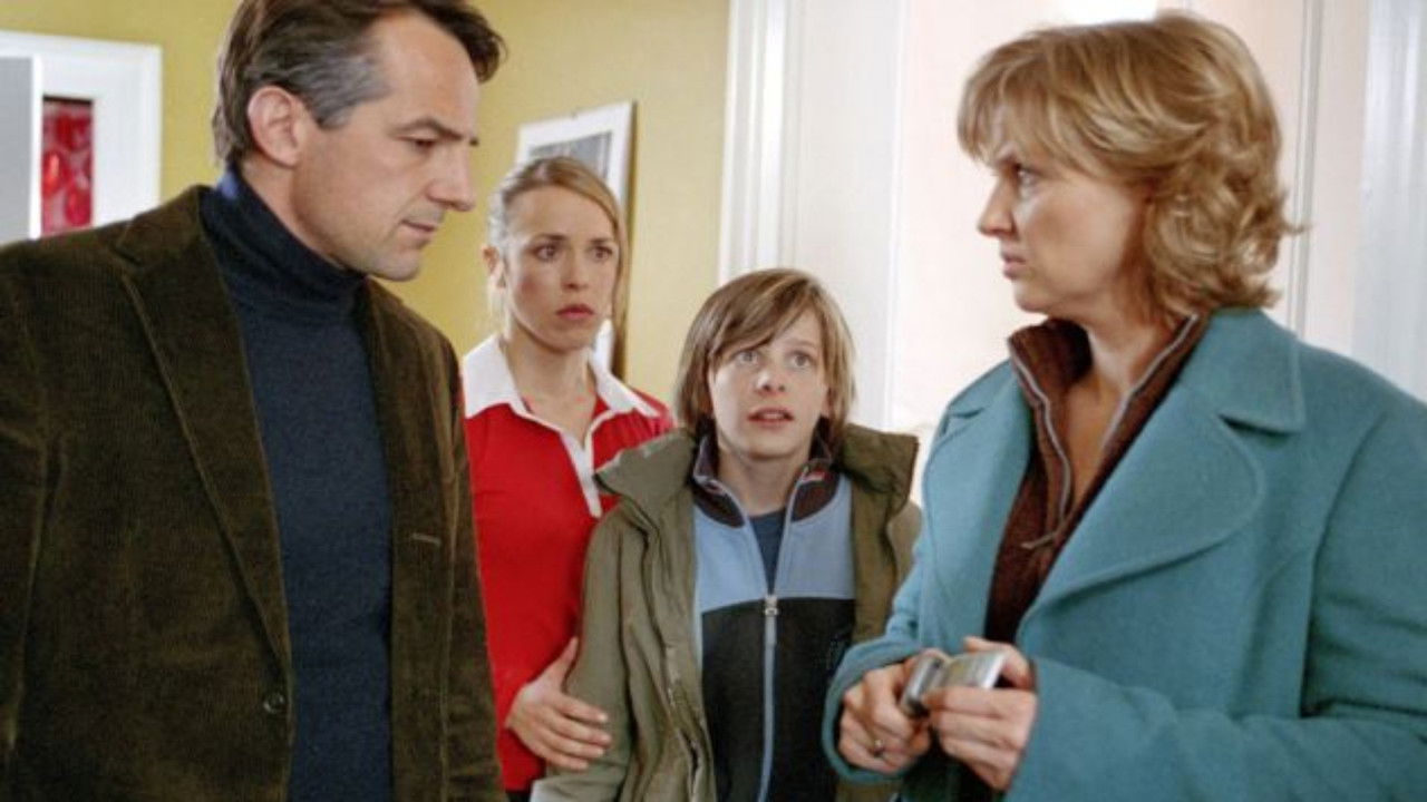 Backdrop image for movie Die andere Hälfte des Glücks