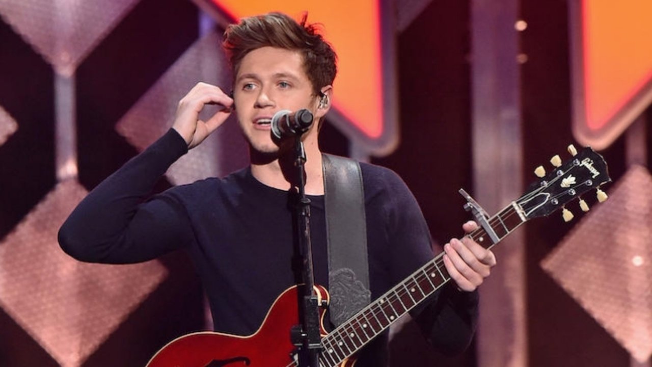 Backdrop image for movie iHeartRadio Jingle Ball 2016