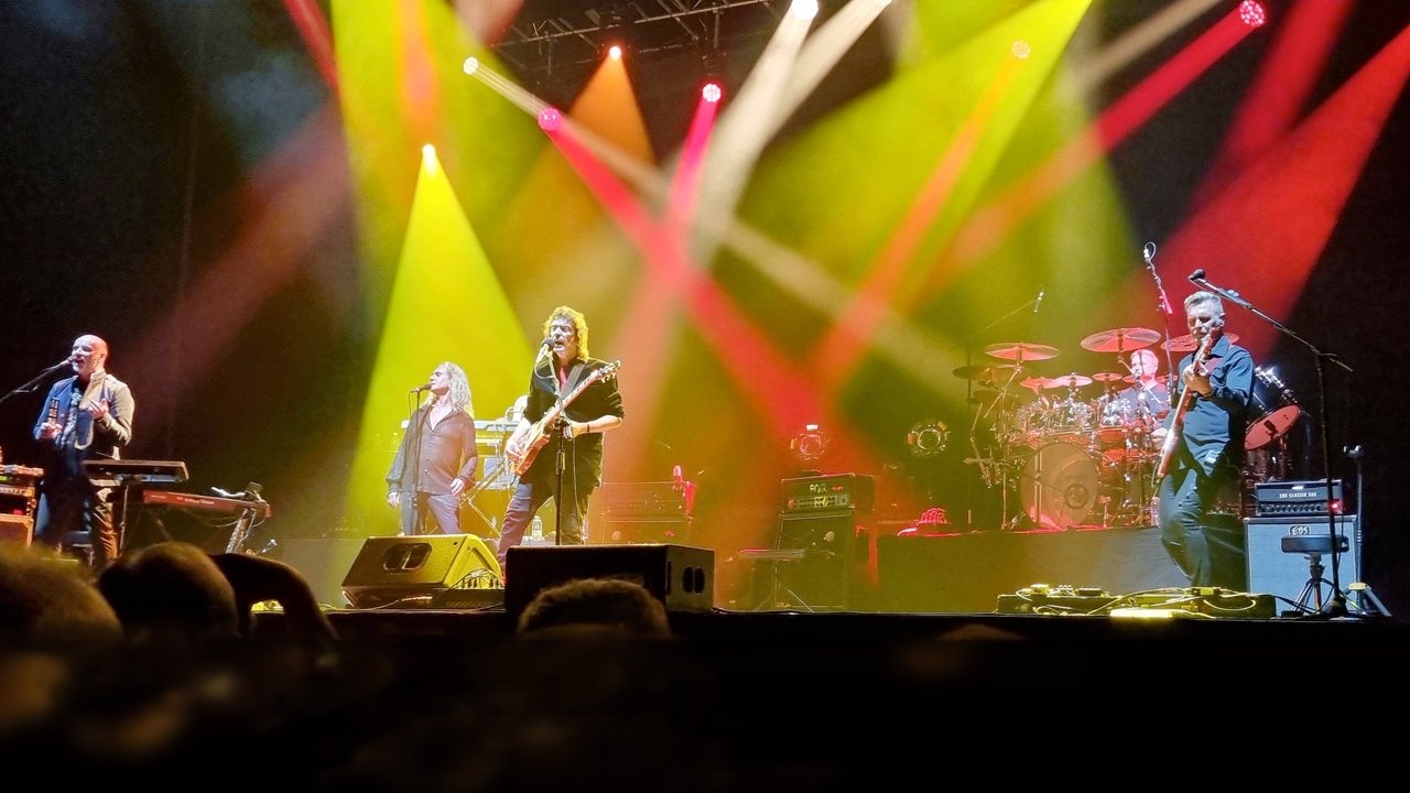 Backdrop image for movie Steve Hackett – Foxtrot at Fifty + Hackett Highlights: Live in Brighton