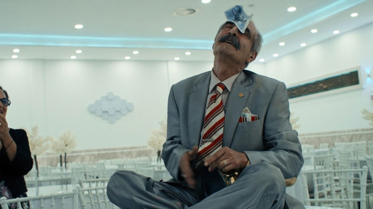 Backdrop image for movie Love, Deutschmarks and Death