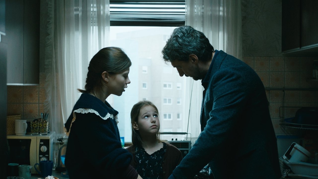 Backdrop image for movie February, Seven Days