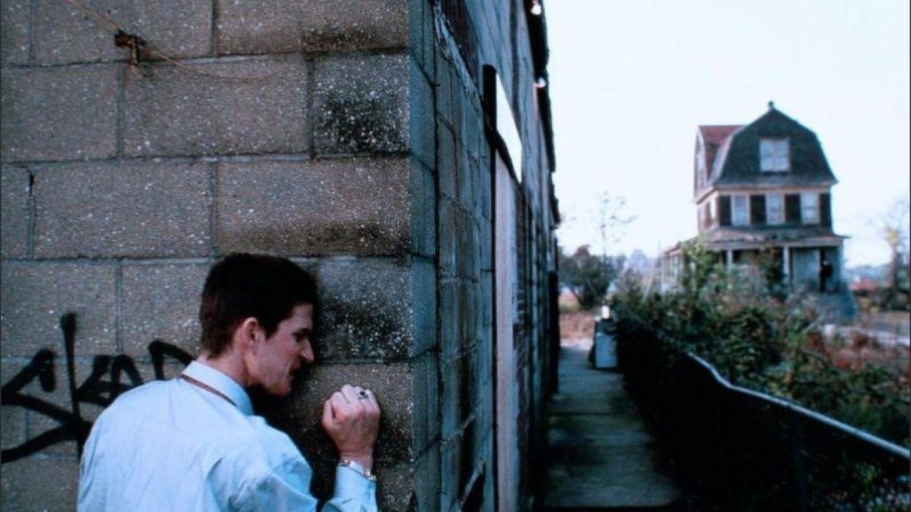 Backdrop image for movie Orphans
